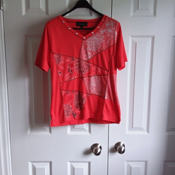 NWT La Madona Tshirt - Picture 7 of 8